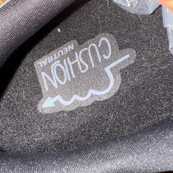 Brooks Women s Ghost 16 Neutral Running Shoe Size 10.5 - Picture 14 of 15